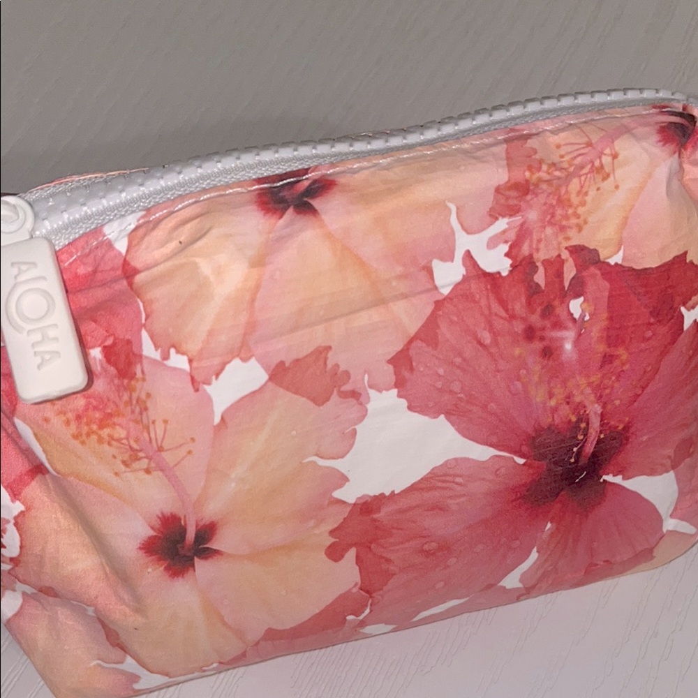 ALOHA collection x Samudra mini pouch🌺